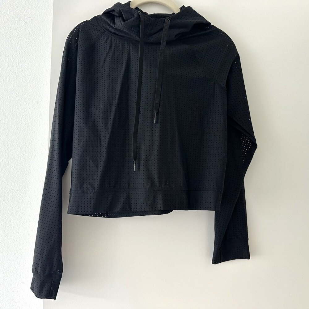 THE NOLI SHOP - Icon Mesh Hoodie in Black - perforated cropped hoodie - medium